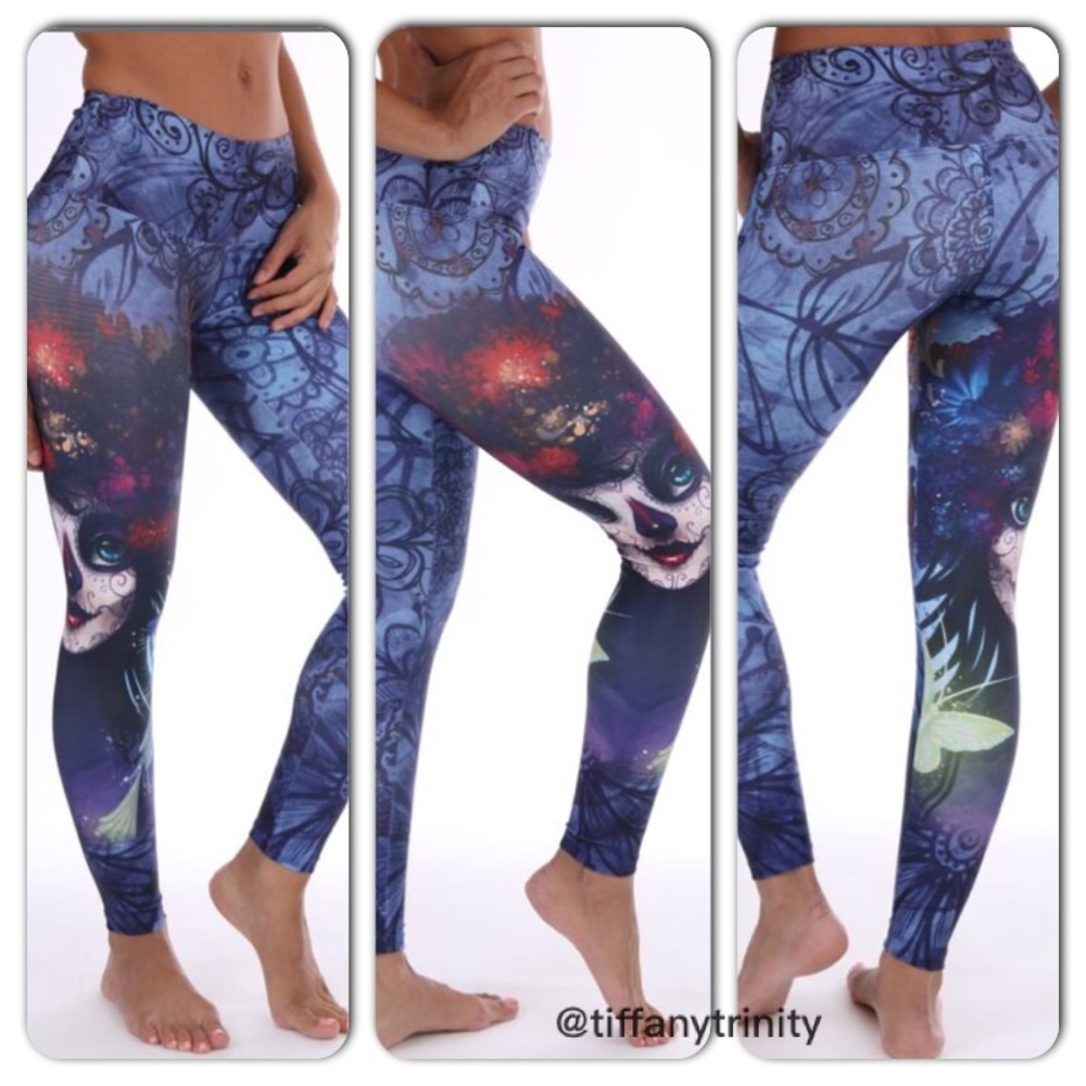 NWT Girl On Sugar Skull Leggings